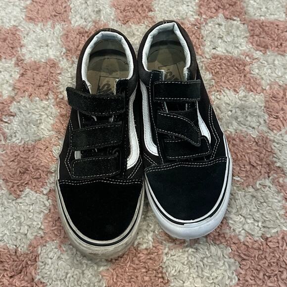 Vans Old Skool Velcro Strap Shoes - Picture 2 of 5